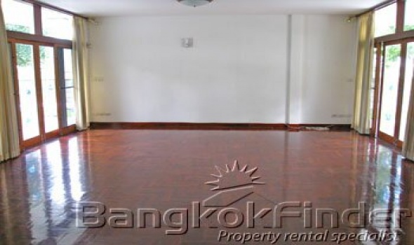 4 Bedrooms, 一戸建て, 賃貸物件, Ekamai 22, 3 Bathrooms, Listing ID 288, Khet Watthana, Bangkok, Thailand, 10110,