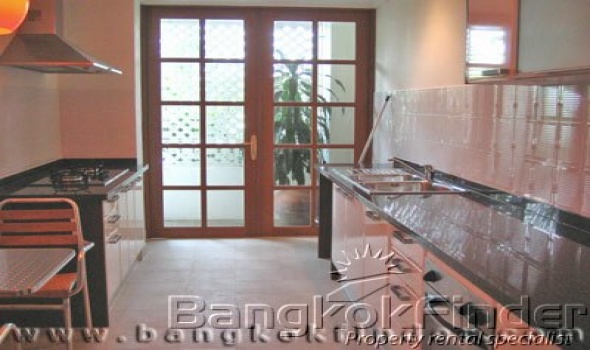 2 Bedrooms, アパートメント, 賃貸物件, Navin Mansions Sathorn, 2 Bathrooms, Listing ID 30, Bangkok, Thailand,