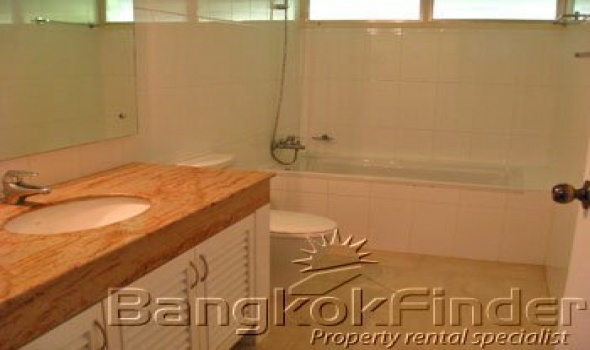 4 Bedrooms, 一戸建て, 賃貸物件, Suanplu, 5 Bathrooms, Listing ID 489, Bangkok, Thailand,