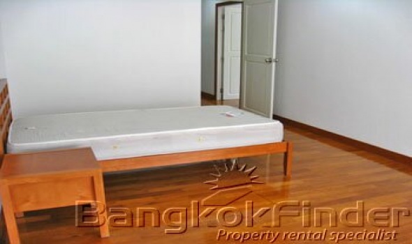 3 Bedrooms, アパートメント, 賃貸物件, Ngamduplee, 4 Bathrooms, Listing ID 537, Bangkok, Thailand, 10120,