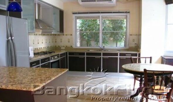 4 Bedrooms, 一戸建て, 賃貸物件, Yenakard 2, 4 Bathrooms, Listing ID 541, Bangkok, Thailand,