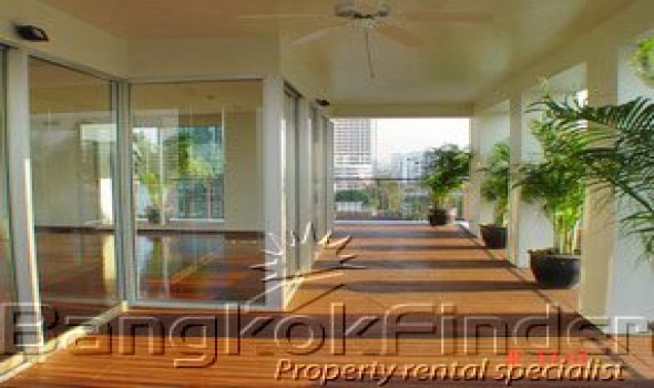 4 Bedrooms, アパートメント, 賃貸物件, Thanon Pan, 5 Bathrooms, Listing ID 631, Silom , Bangkok, Thailand, 10500,