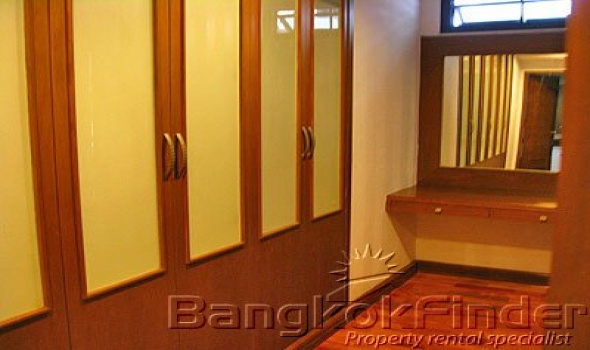 3 Bedrooms, コンドミニアム, 賃貸物件, Cosmo Villa, 3 Bathrooms, Listing ID 50, Bangkok, Thailand,