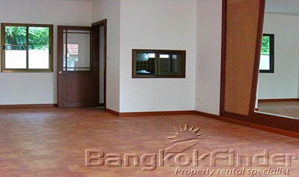4 Bedrooms, タウンハウス, 賃貸物件, 5 Bathrooms, Listing ID 1637, Bangkok, Thailand,