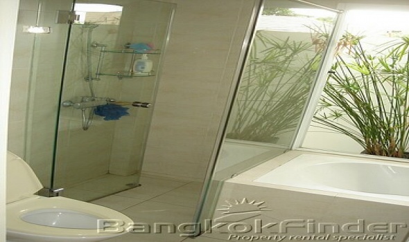 4 Bedrooms, 一戸建て, 賃貸物件, 3 Bathrooms, Listing ID 2402, Bangkok, Thailand,