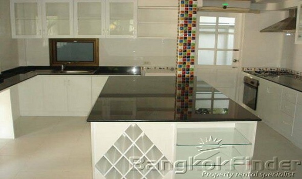 4 Bedrooms, 一戸建て, 賃貸物件, 5 Bathrooms, Listing ID 2519, Bangkok, Thailand,