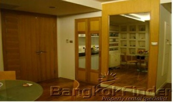 2 Bedrooms, コンドミニアム, 賃貸物件, Baan Sirirudee, 2 Bathrooms, Listing ID 2724, Khwaeng Lumphini, Khet Pathum Wan, Bangkok, Thailand, 10330,