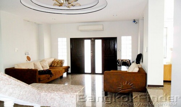 5 Bedrooms, 一戸建て, 賃貸物件, Ladpraow, 3 Bathrooms, Listing ID 3393, Khlong Chan, Bang Kapi, Bangkok, Thailand, 10240,